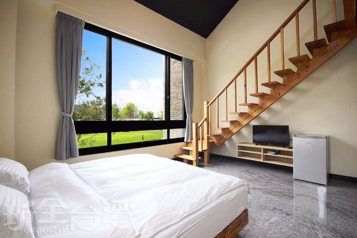 Соба за четири лица на средниот кат