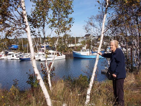 Private apartment in House with a Cove View.