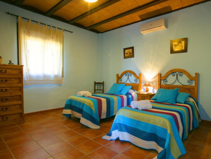 غرفة النوم 2