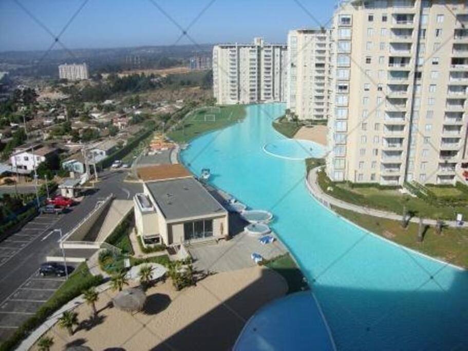 gran laguna artificial navegable, con arriendo de kayak, botes y otros