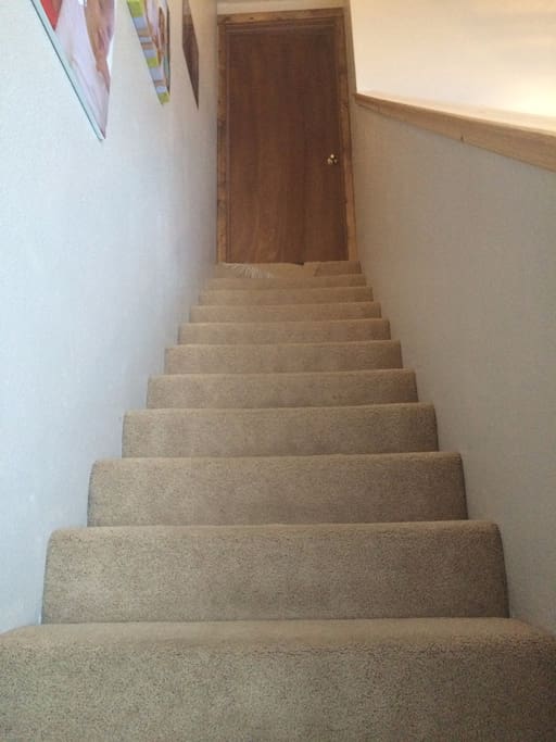 Entry to room