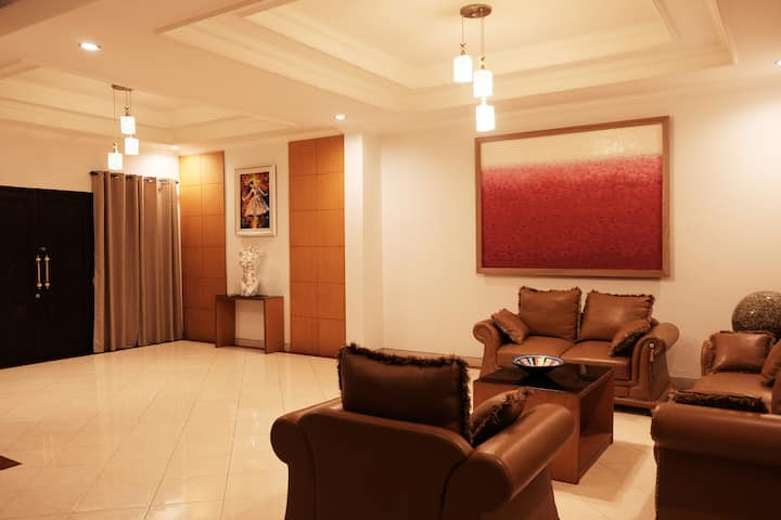 Private Room In A Large Villa(3) - Bali