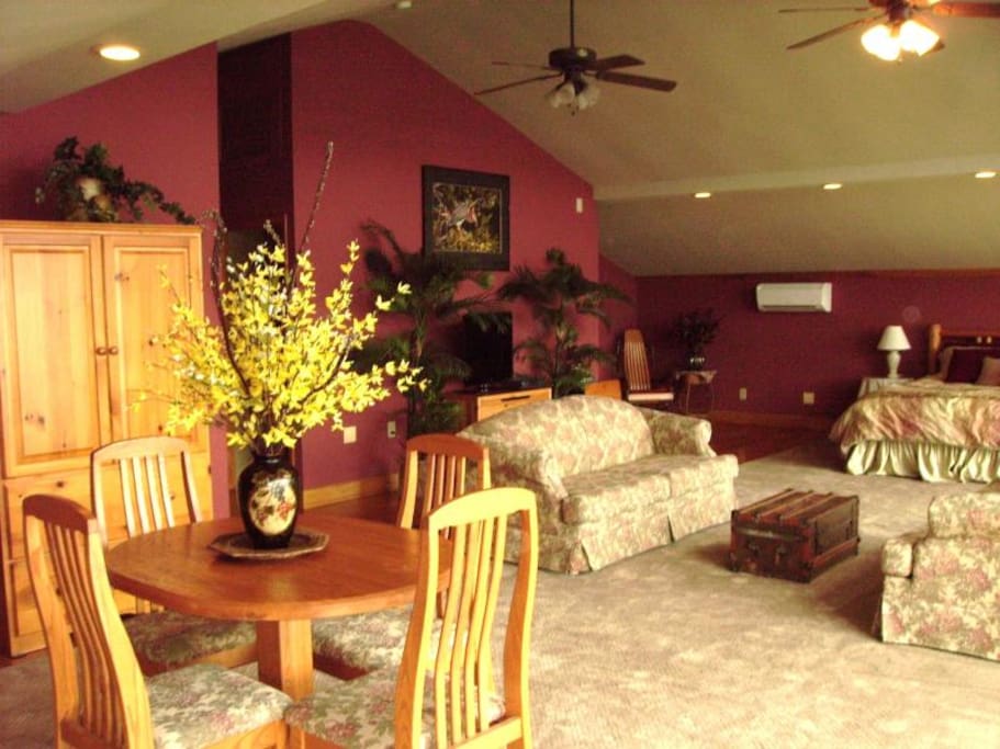Over 800 SQ. FT.!