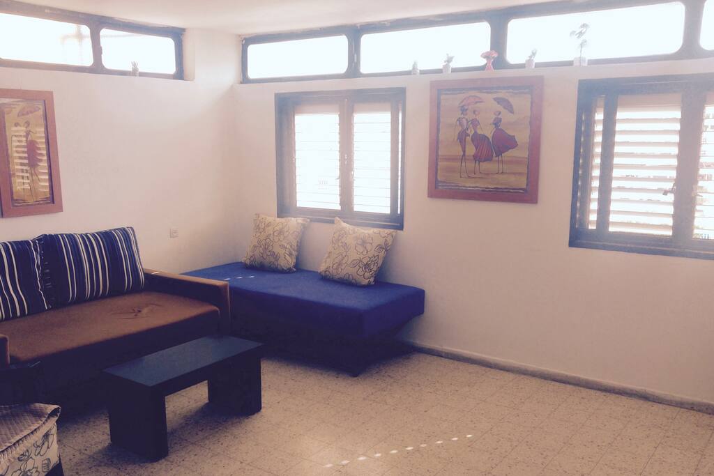 Sunshine, bright, open space. Simple and cozy. Convenient to all attractions.