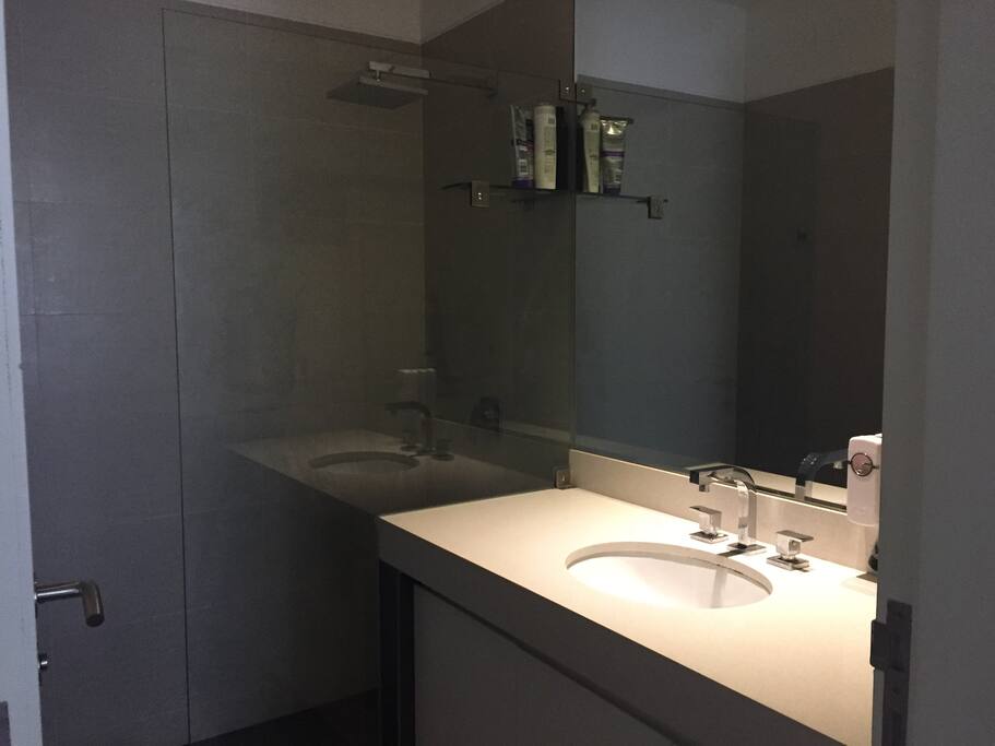 baño huesped