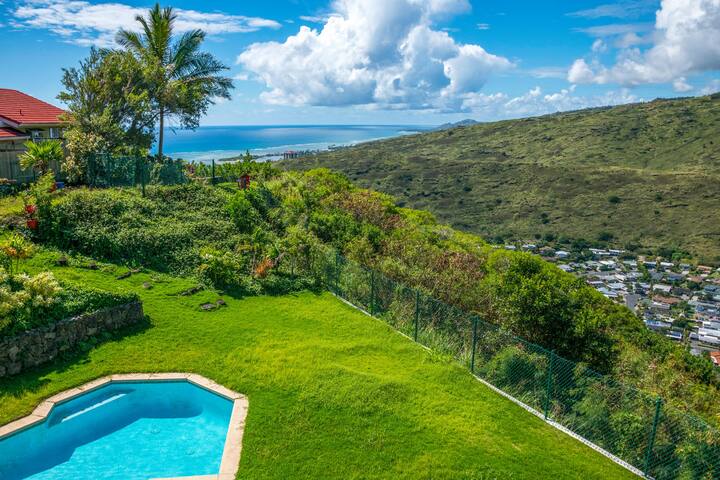 Panoramic views w/ pool! Inquire for best rate!