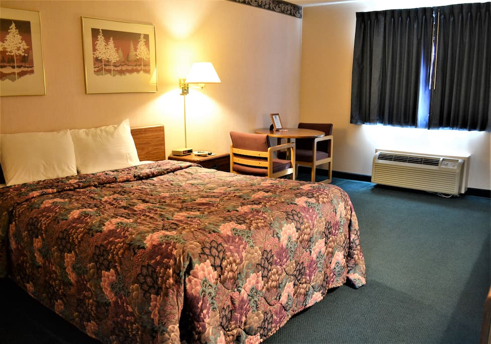 Standard King Room, Different Rate Applies