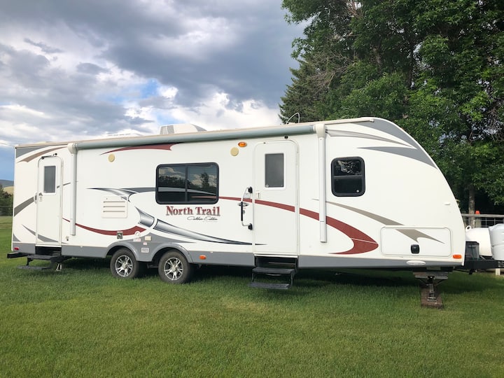 I Meadow Creek Camper 5mi to The River & Hunting! Campers/RVs for