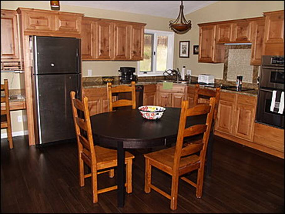 Kitchen/Dining