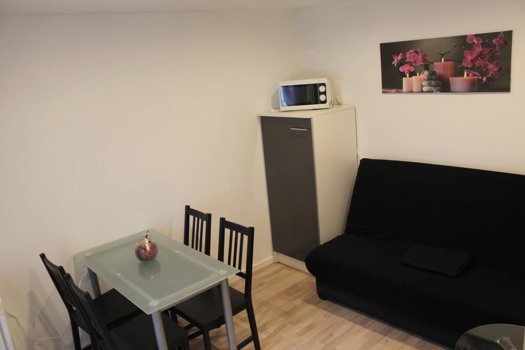 Salon avec clic-clac