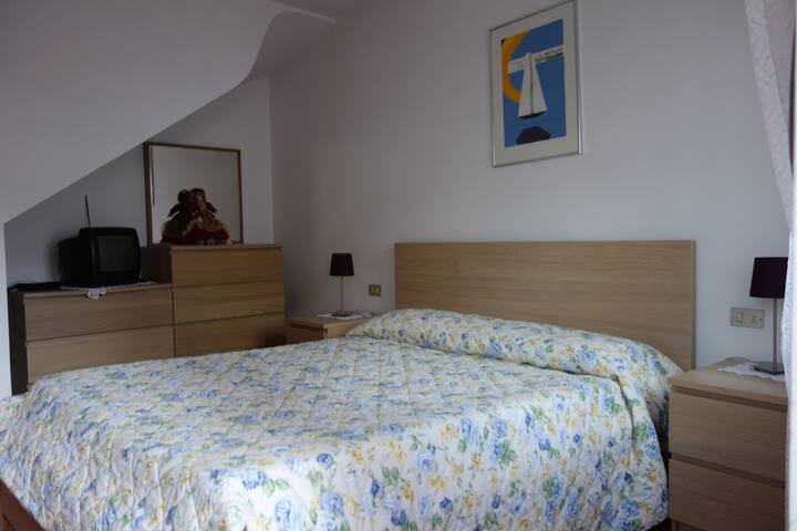 ห้องนอนควีนไซส์