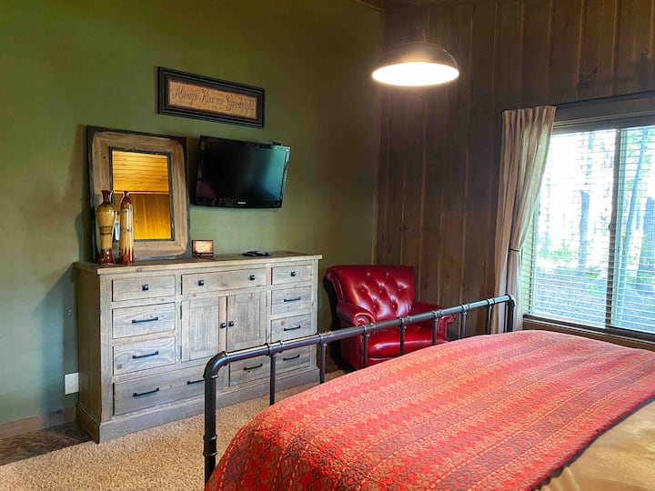 ห้องนอนใหญ่