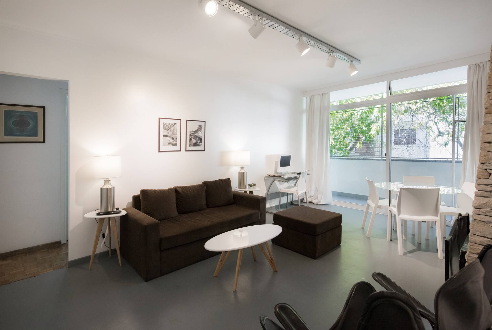Departamento reciclado de 3 ambientes con balcón en Palermo