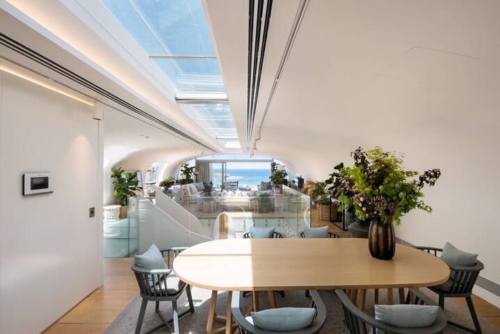 Great Bondi Penthouse, Amazing view & Private Pool gallery image 3