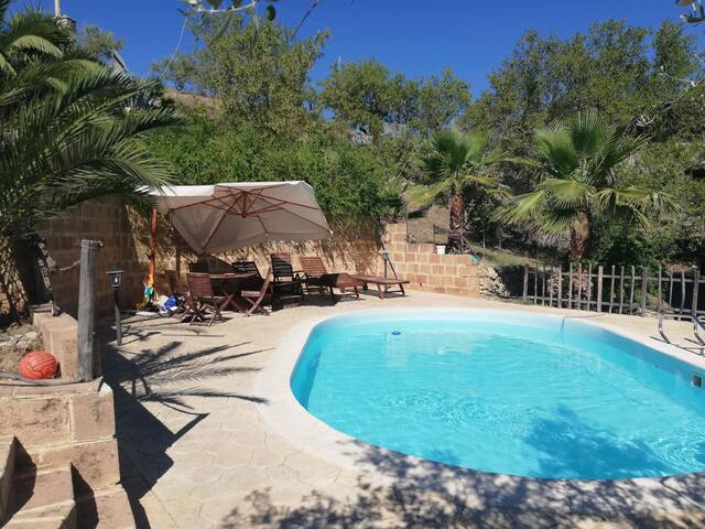 Airbnb Leonforte Vacation Rentals Places To Stay