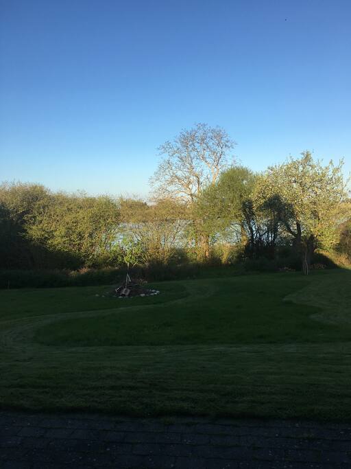 Lake view from the lower terrasse
