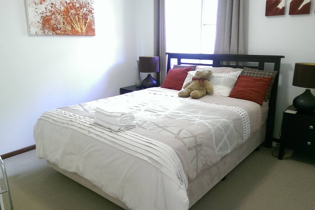 Bed room 2 - queen sized bed
