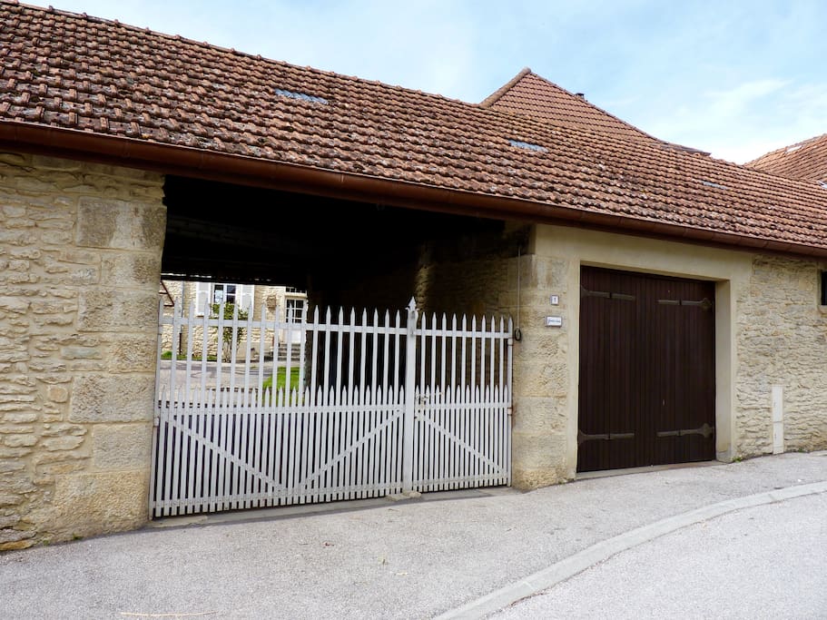 Entrée propriété.Property entrance