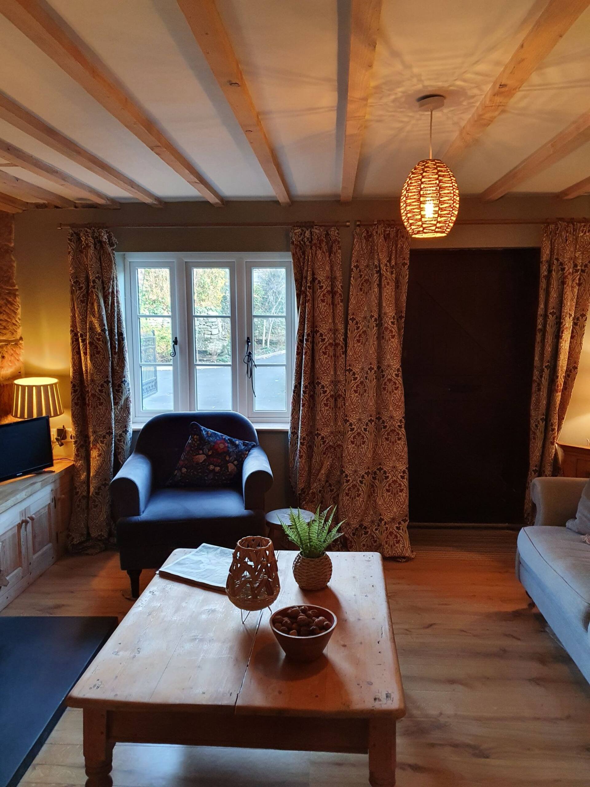 Beautiful Cottage in Alton — photo 3
