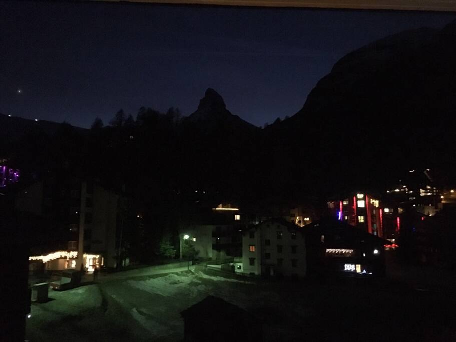 Zermatt bei Nacht