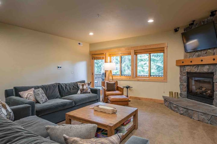Stylish Condo At Grand Lodges, Mt. Hood - Government Camp, OR