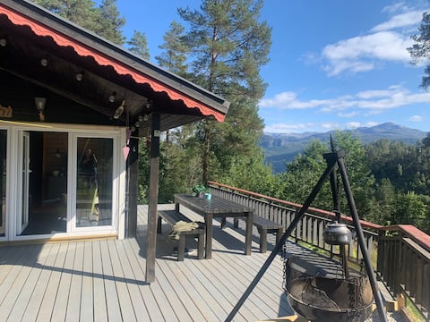 Cosy cabin with a view
