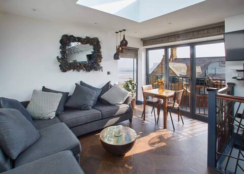 Host & Stay | The Nook