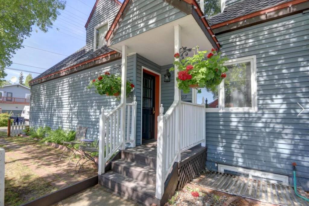 On arrival you will find your private separate entrance with dedicated yard space with table chairs and Traeger grill.