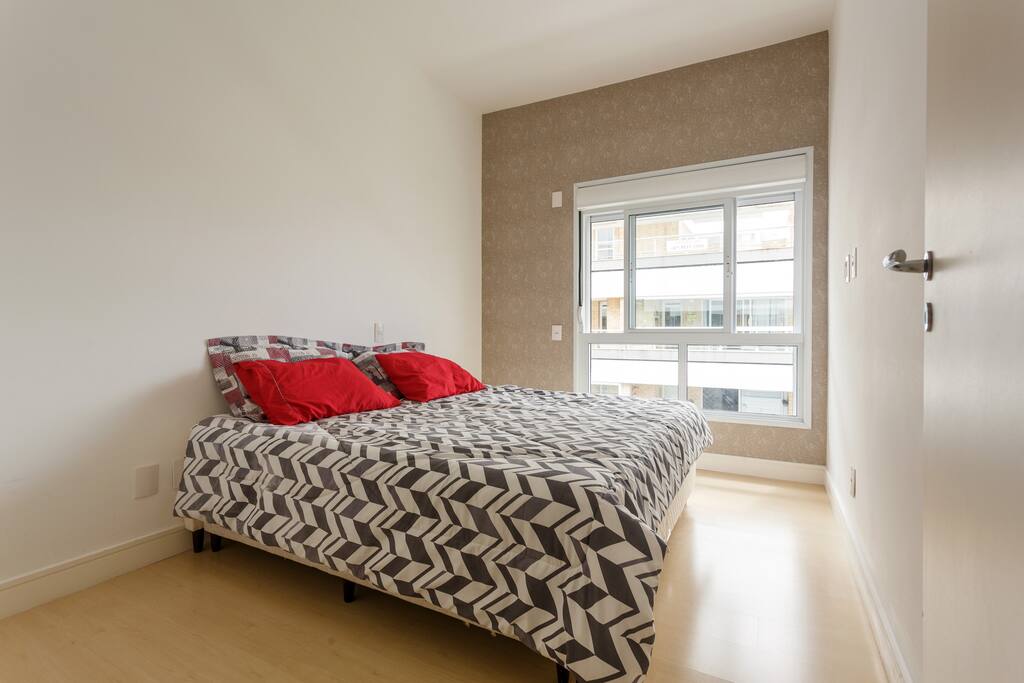 Quarto de hóspede com 2 box juntas