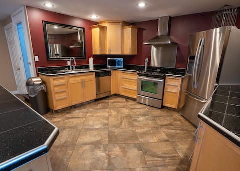 Successful Airbnb property: Wood Haven Getaway in Alberta Rockies