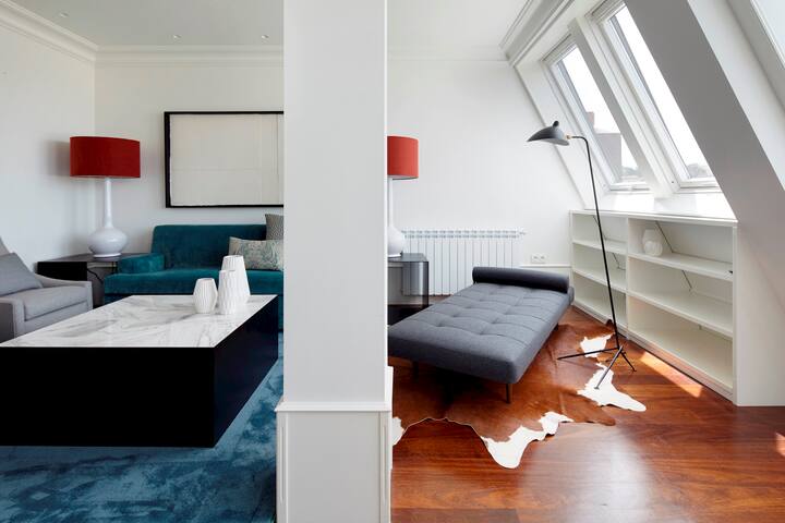 Playa de La Concha 7 by FeelFree Rentals gallery image 2