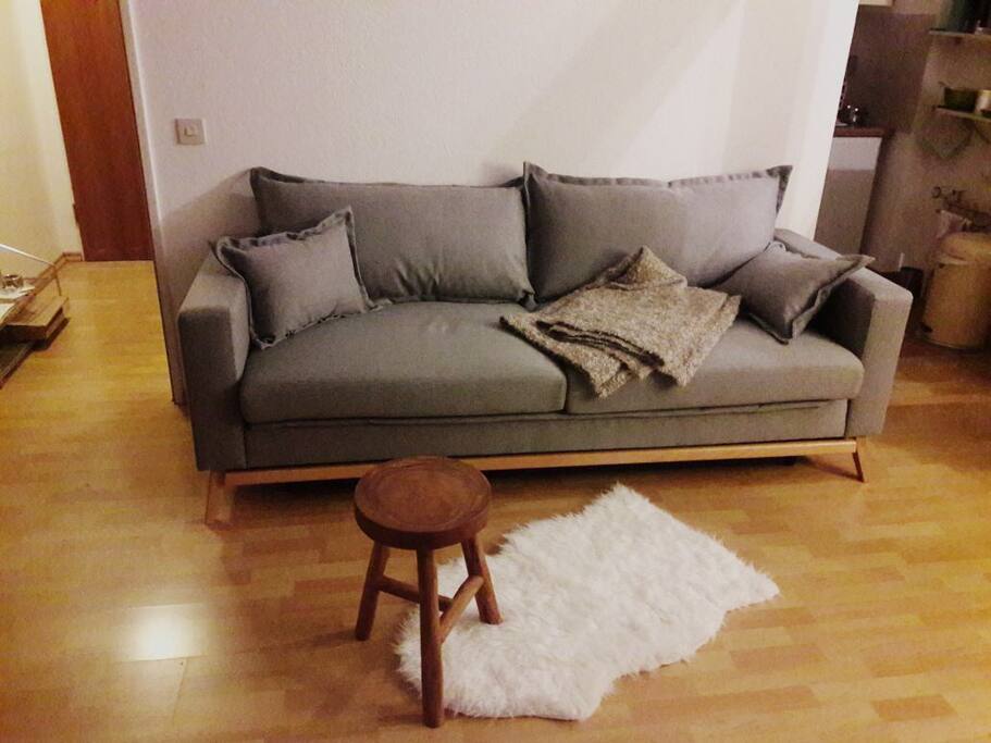 Gemütliches Sofa