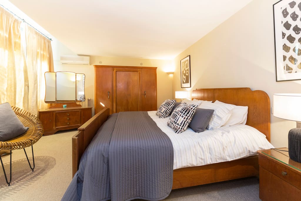 Master bedroom 1st floor with large en-suite bathroom