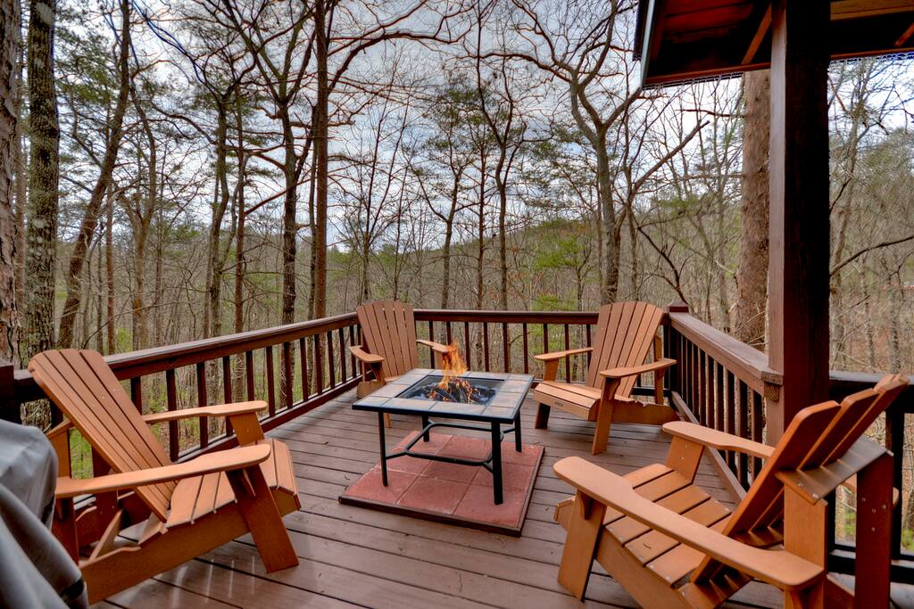 A couples dream getaway with hot tub - Cabins for Rent in ...