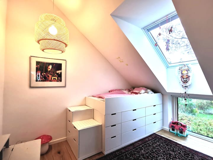 Detská izba (lôžko 90x200)