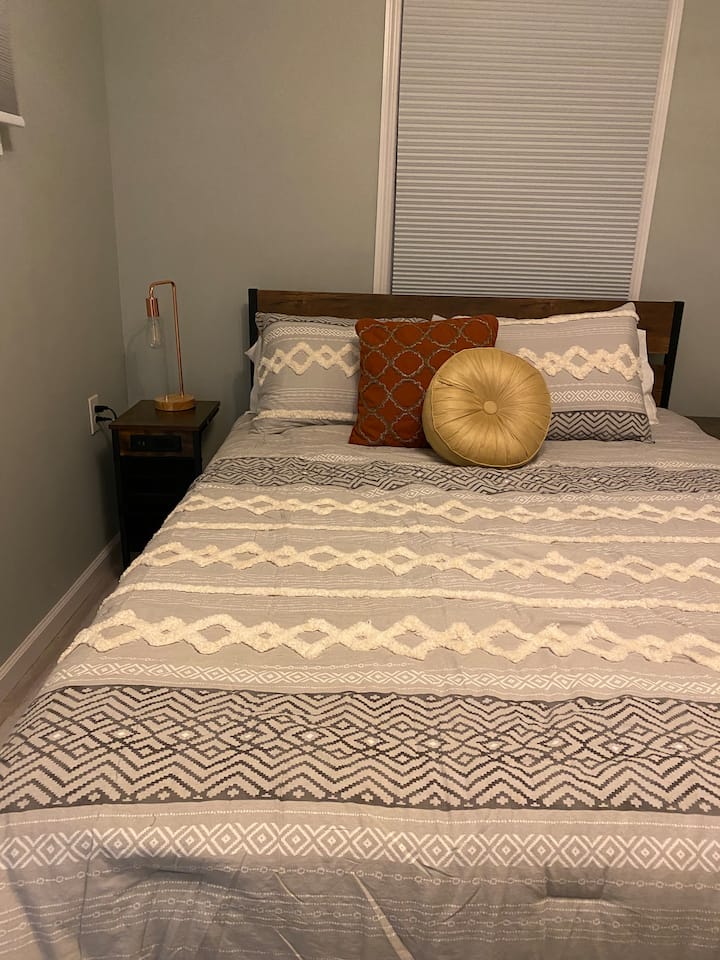 غرفة النوم 2