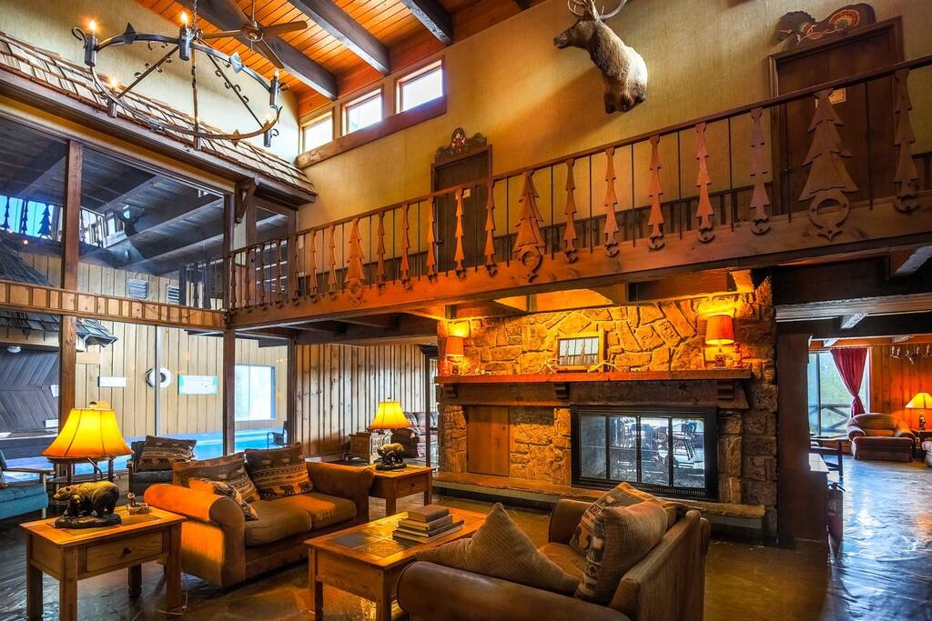 Come enjoy some relaxation on the lodge couches!