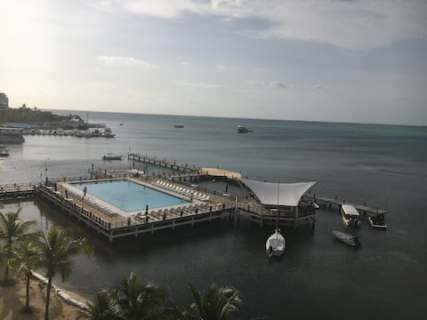 2 BR with Sea View - Private Beach & Pool