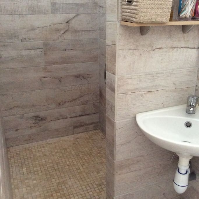 Douche à l'italienne