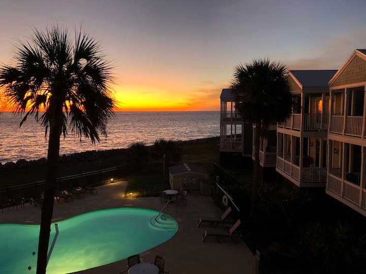 Jib’s Retreat (Fripp Island, SC) Condominiums for Rent in Saint