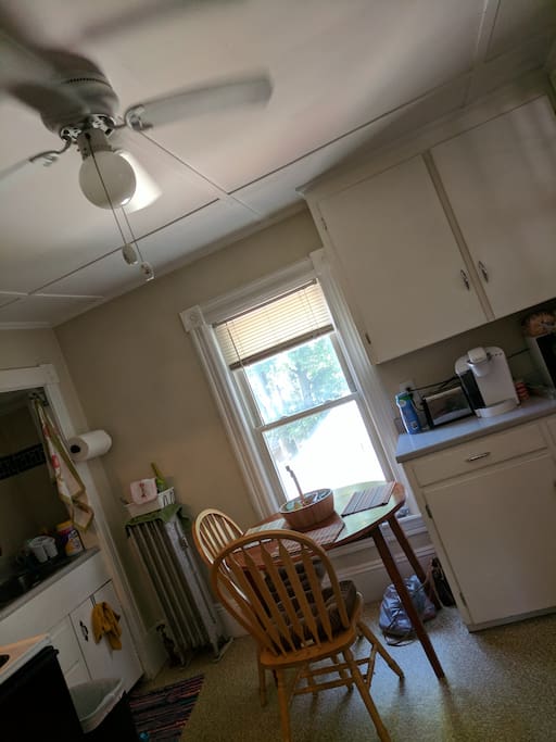 Eat in Kitchen with plenty of dishes and cookware that you are welcome to use. Keurig available for use; I usually have some kcups though not guaranteed but you're welcome to join bring your favorite kcups