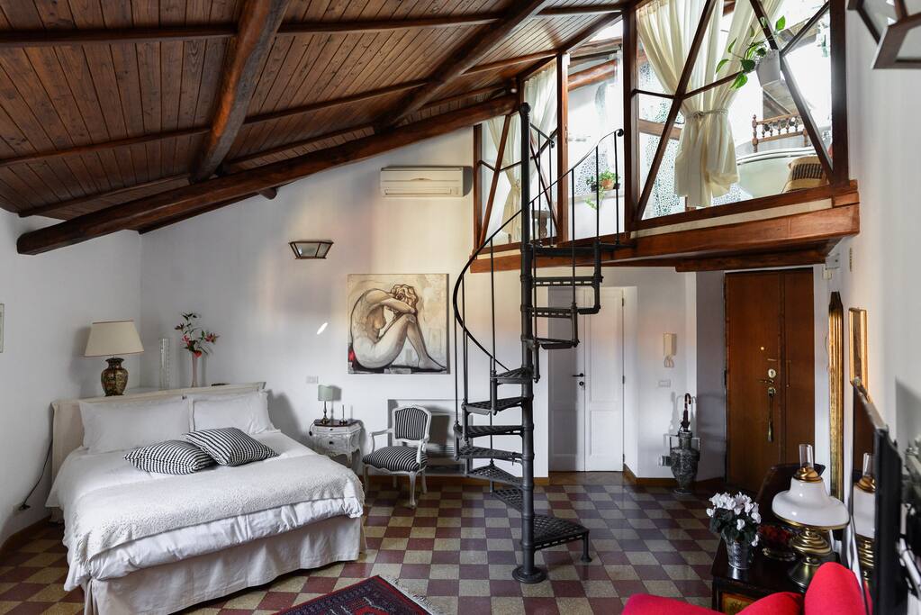 Room and bathroom