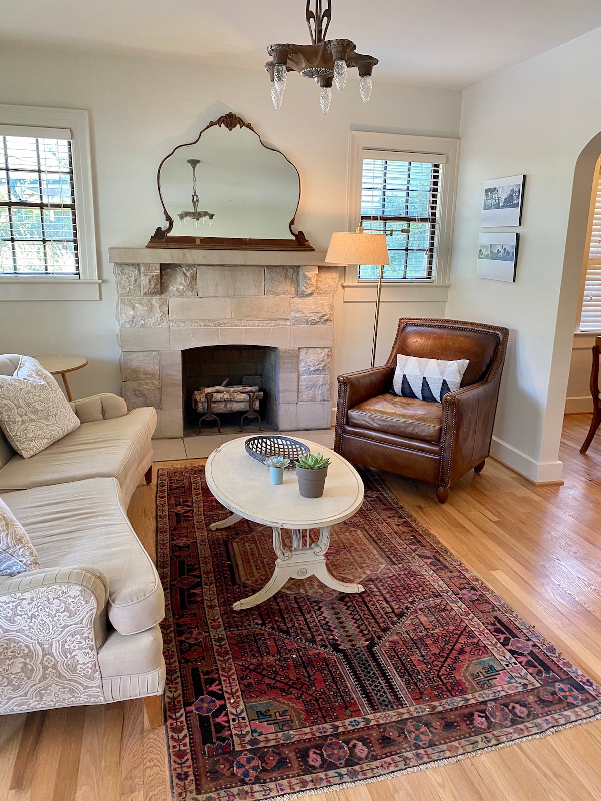 Successful Airbnb property: Stone Cottage in Historic Downtown District in Franklin