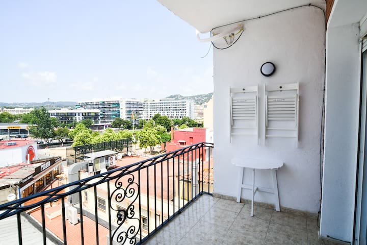 Roomaway managed Airbnb listing 1