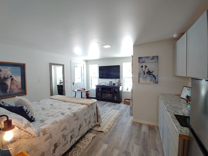 The Hideaway Guest suites for Rent in Kenai, Alaska, United States