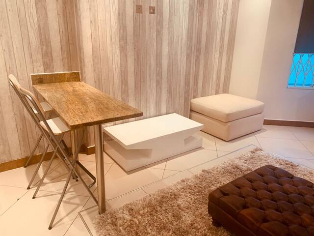 Little Gem too minutes from Central London gallery image 3