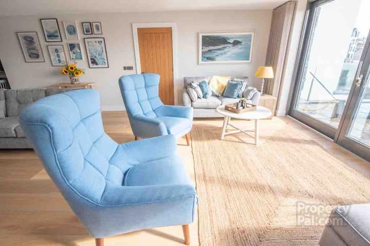 Harbour 2- Stunning, Sea View, 4 Bed Property - Portstewart