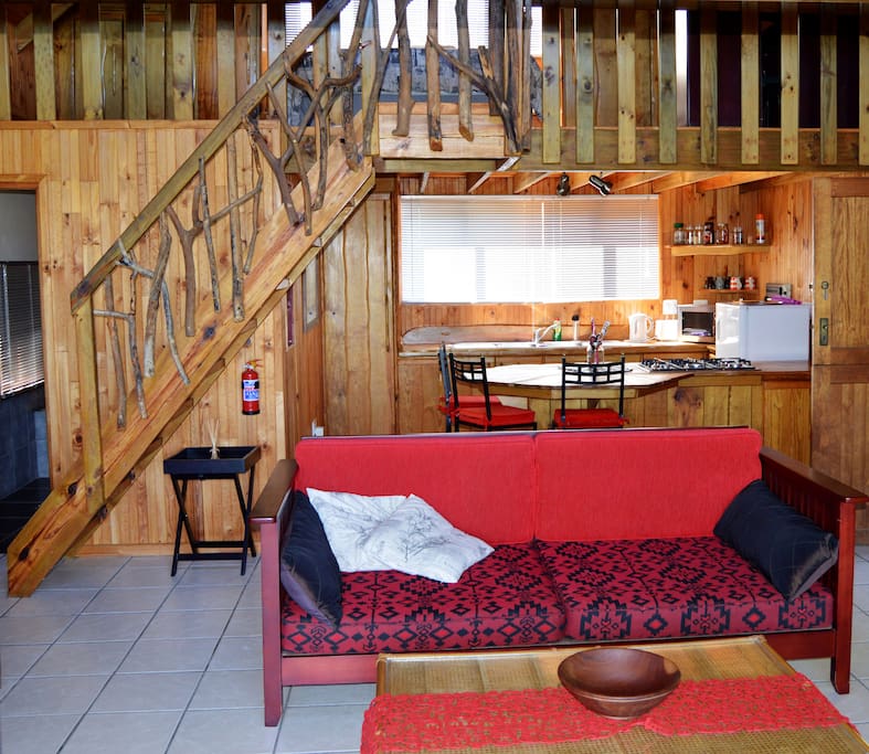 Kitchen and Lounge