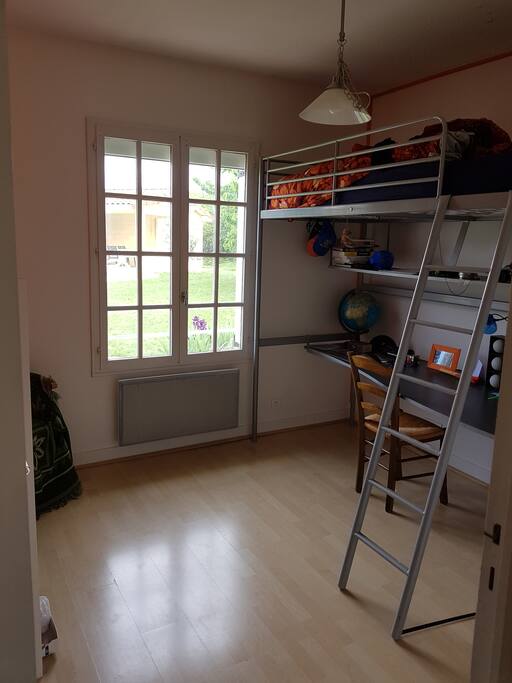 ch2 10m² pb lit?