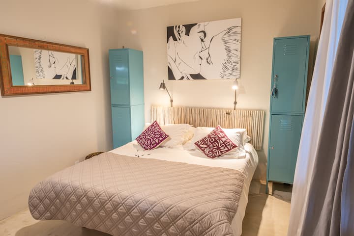 Suite 2